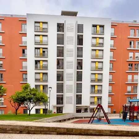 Lisbon - Apartment Parque Das Nacoes Expo Exterior photo